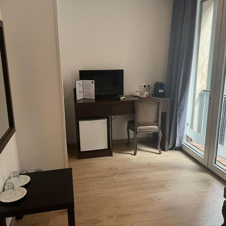 Casa Navid Hotel Мадрид Екстериор снимка