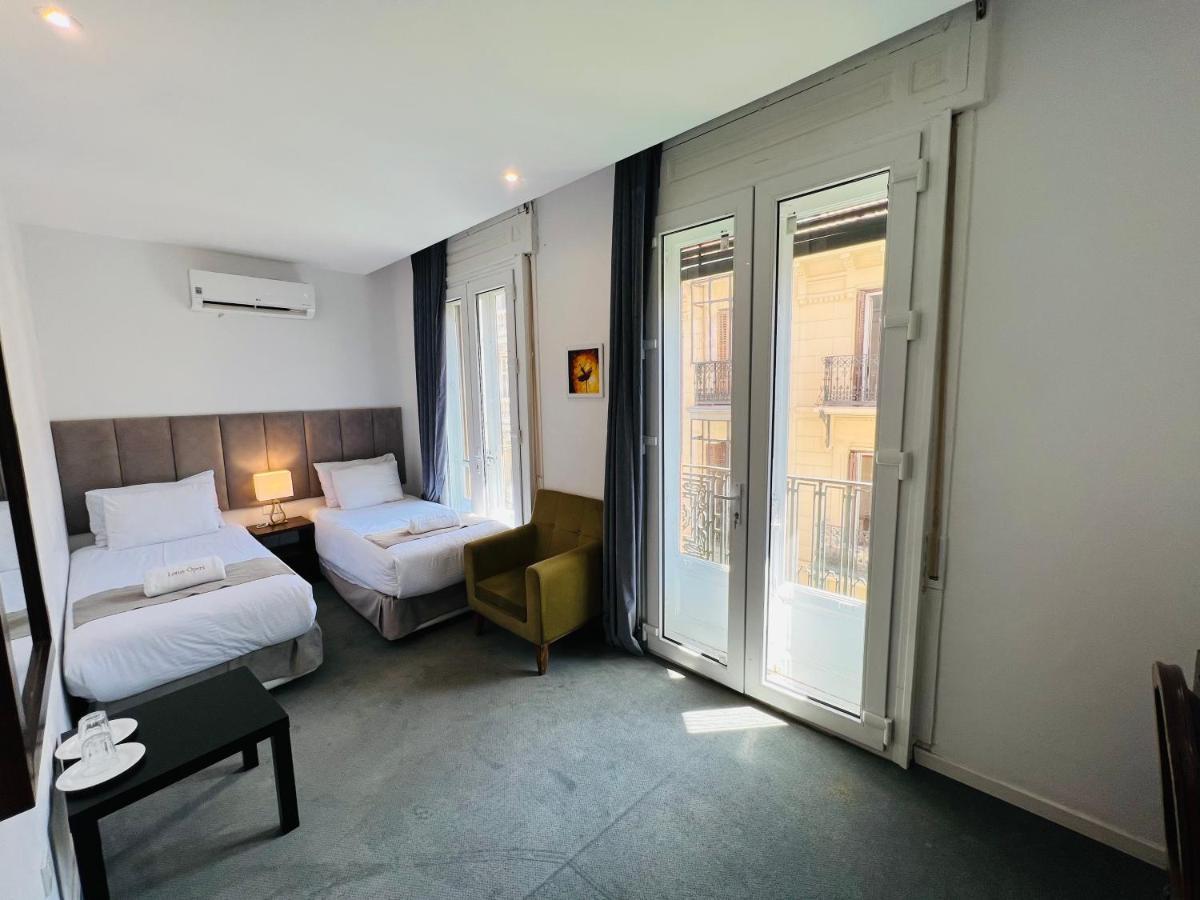 Casa Navid Hotel Мадрид Екстериор снимка