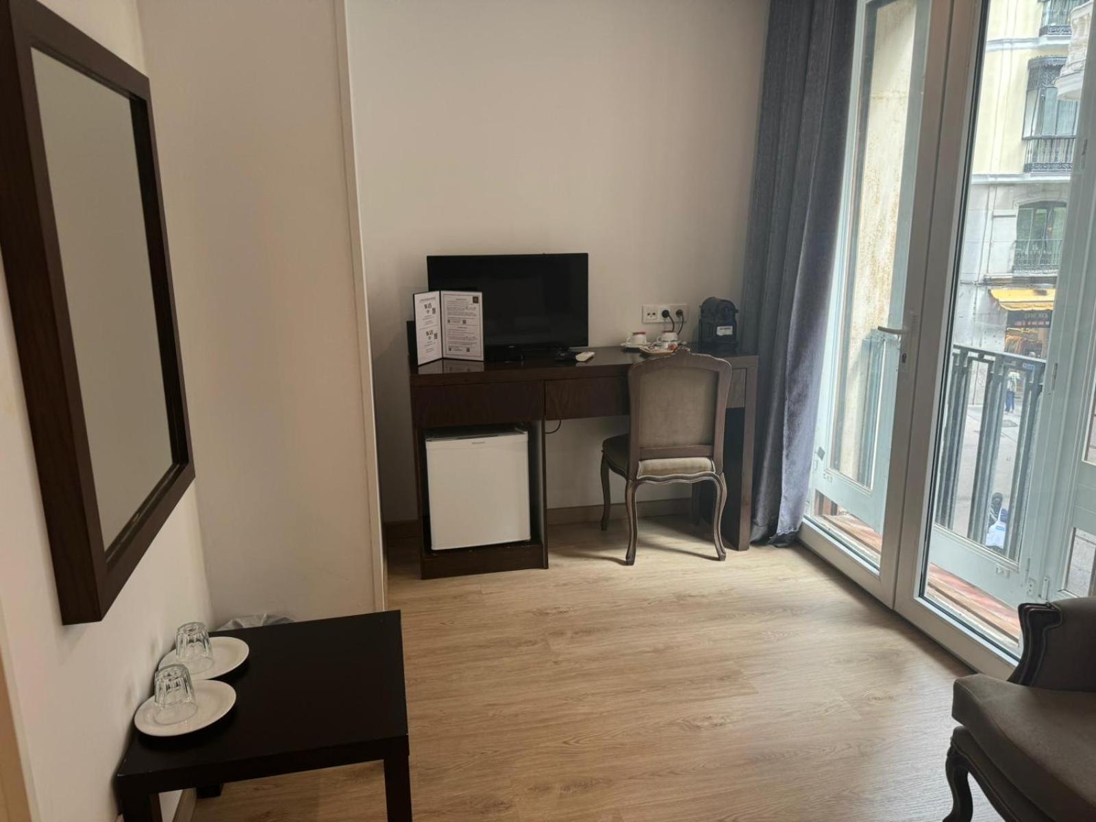Casa Navid Hotel Мадрид Екстериор снимка